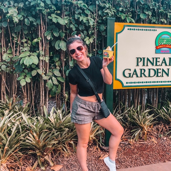 Meet the Posher - Picture 7 of 7